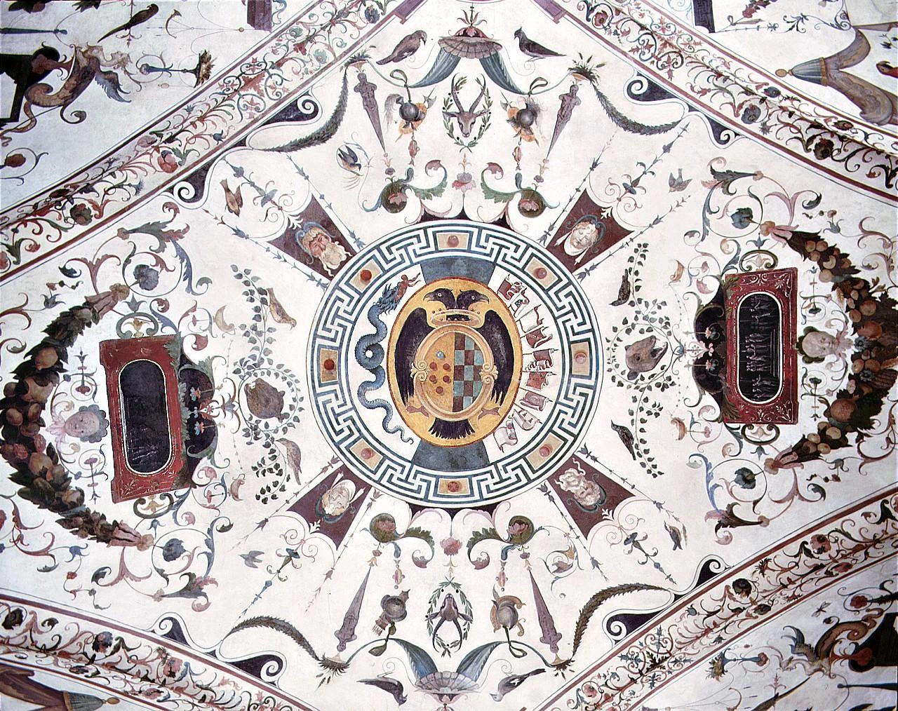 Motivi decorativi a grottesche - Museo di Palazzo vecchio, Firenze 1